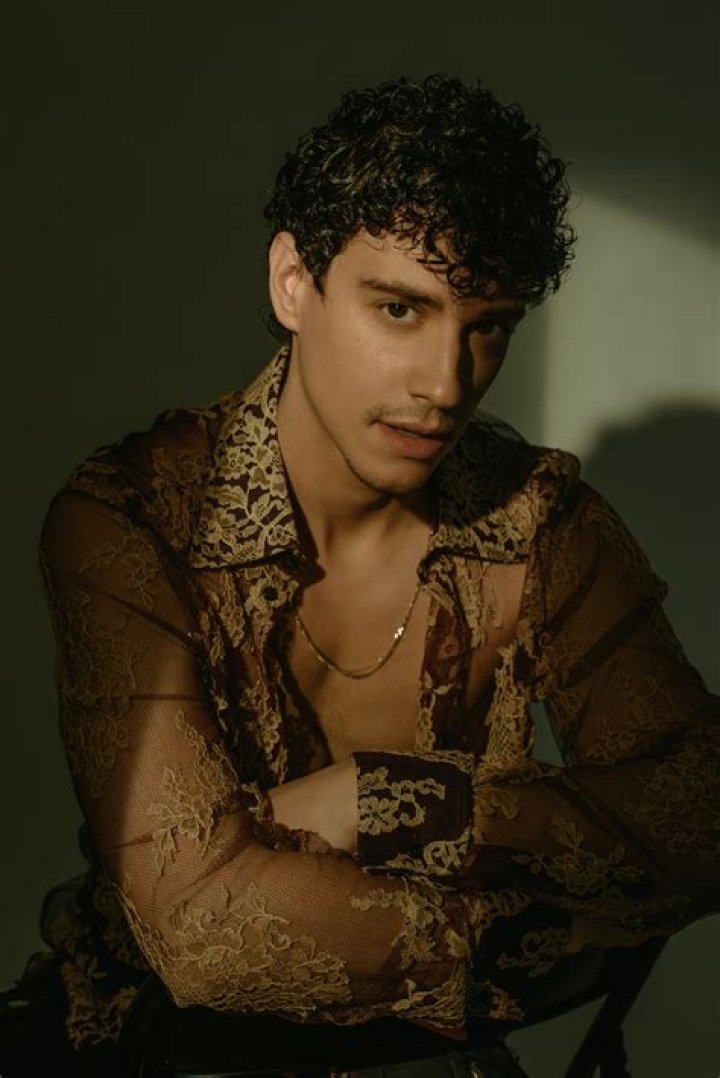 Adam DiMarco Height, Weight, Body Measurements, Shoe Size