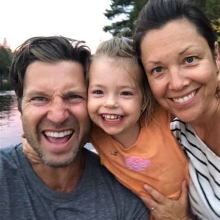 Damon Runyan's Married, Wife, Children, Net Worth, Salary, Wiki, Bio