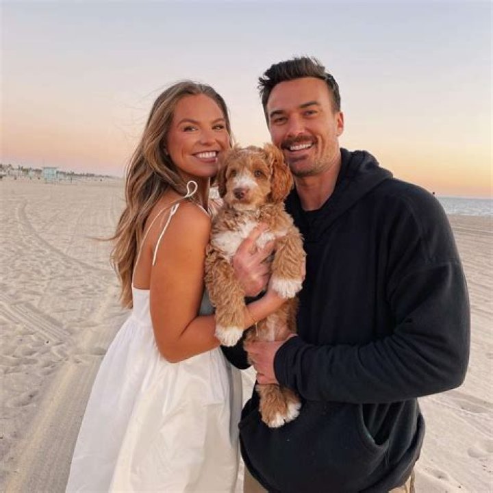 Hannah Brown Height, Weight, Measurements, Bra Size, Shoe Size